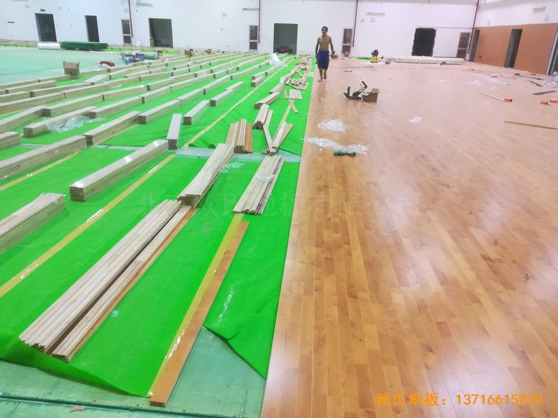 江蘇上海大眾儀征分公司運(yùn)動館體育地板安裝案例3