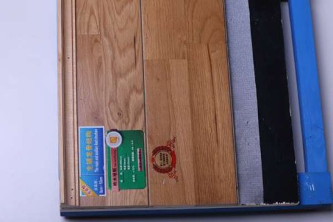 給羽毛球館木地板翻新上漆要注意哪些？