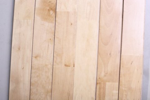 搭建大型舞臺，鋪運動木地板前需做好前期工作