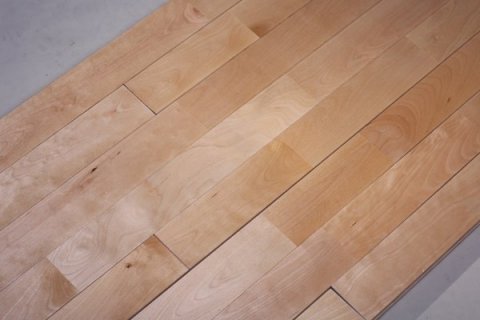 運(yùn)動(dòng)木地板新品上市，敬請(qǐng)關(guān)注