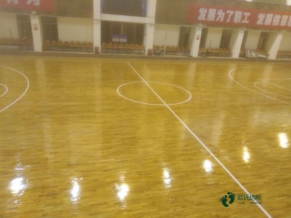 好看的籃球場(chǎng)地木地板廠家報(bào)價(jià)