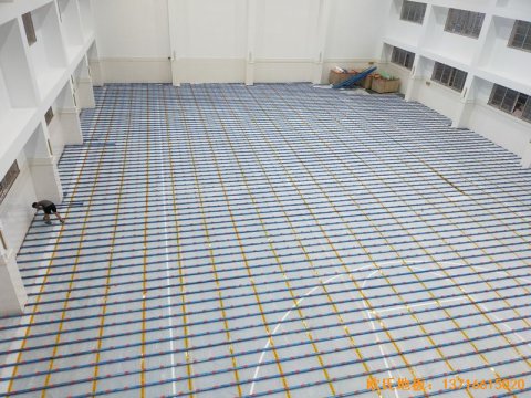 上海寶山區(qū)技術(shù)學院運動木地板鋪設案