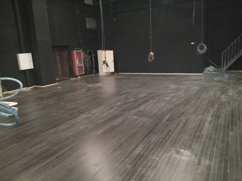 唐山師范學(xué)院舞臺(tái)木地板施工案例