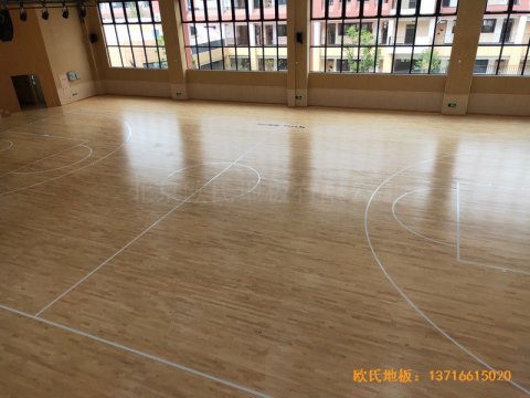 杭州高中啟成校區(qū)籃球館運(yùn)動(dòng)地板施工