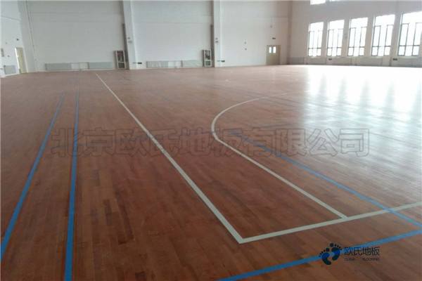 國(guó)產(chǎn)籃球館木地板施工工藝2